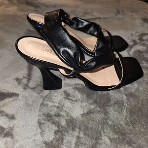 NWOB MATA Black Open Square Toe Abstract Block Heel Shoes WOMEN Size 10